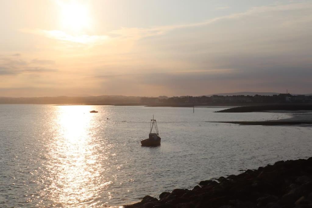 Modern And Comfortable Stay In Morecambe Exterior foto